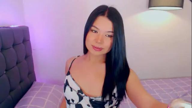 Image 3 of sweetnwildts Stream on Chaturbate on 12 days ago