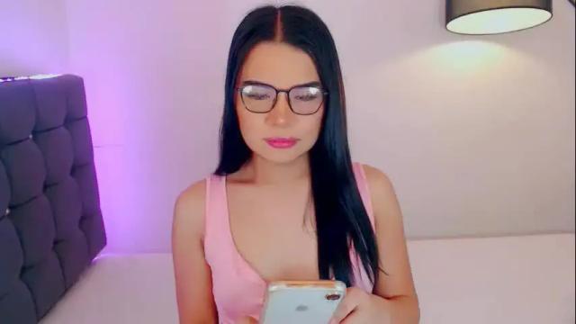 Image 4 of sweetnwildts Stream on Chaturbate on 3 days ago