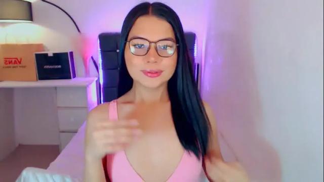 Image 2 of sweetnwildts Stream on Chaturbate on 1 month ago