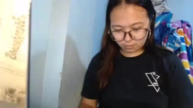 Image 8 of sweetpinnay Stream on Chaturbate on 22 months ago