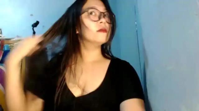 Thumbnail 1, sweetpinnay's Stream at Chaturbate, 22 months ago