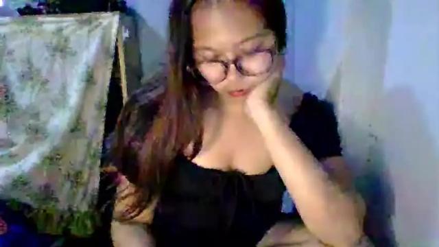 Thumbnail 2, sweetpinnay's Stream at Chaturbate, 21 months ago