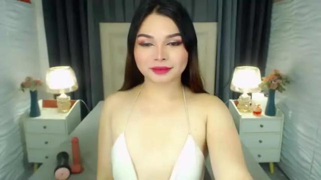 Image 7 of sweetprettyangelts Stream on Chaturbate on 12 months ago