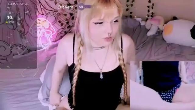 Image 6 of sweetprey Stream on Chaturbate on 18 months ago
