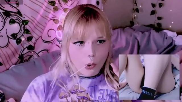 Image 12 of sweetprey Stream on Chaturbate on 18 months ago