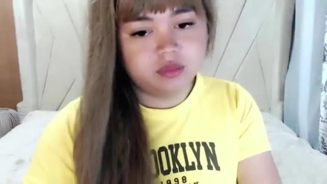 Image 12 of sweetprincess_athena Stream on Chaturbate on 13 months ago