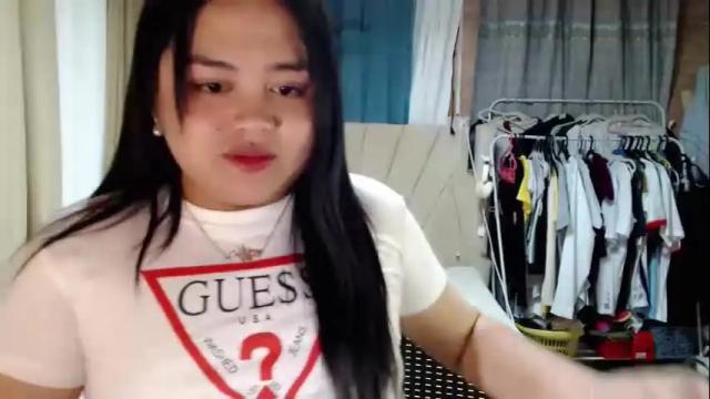 Image 2 of sweetprincess_athena Stream on Chaturbate on 2 months ago