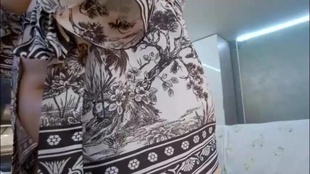 Image 2 of sweetraisa Stream on Chaturbate on 1 month ago