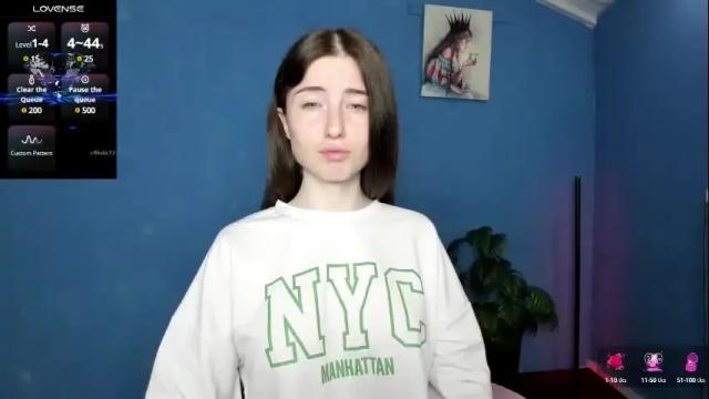 Image 4 of sweets_alma Stream on Chaturbate on 24 days ago