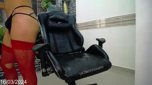 Image 4 of sweets_catalella Stream on Chaturbate on 14 months ago