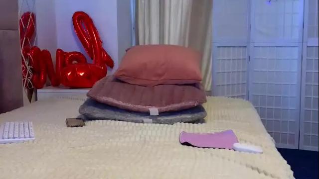 Image 4 of sweetscribe Stream on Chaturbate on 8 days ago