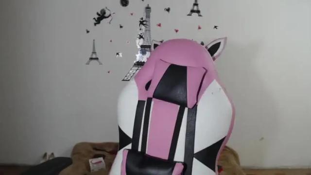 Image 6 of sweetsin_21 Stream on Chaturbate on 16 months ago