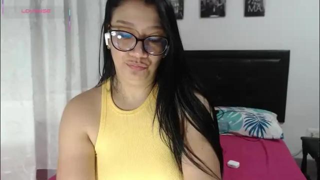 Image 7 of sweetstormi Stream on Chaturbate on 18 days ago