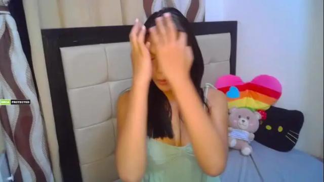 Image 3 of sweetstrawberryjam Stream on Chaturbate on 25 months ago