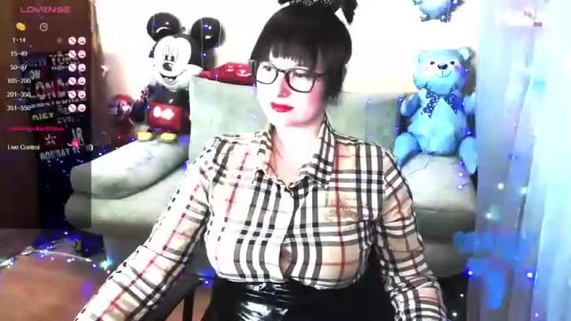 Image 7 of sweetsunnymila Stream on Chaturbate on 14 months ago