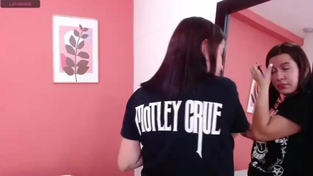 Image 4 of sweett_cherryy_ Stream on Chaturbate on 15 months ago