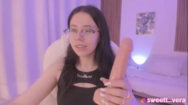 Image 11 of sweett_vera Stream on Chaturbate on 1 month ago