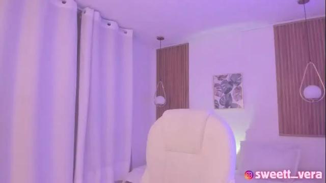 Image 10 of sweett_vera Stream on Chaturbate on 1 month ago