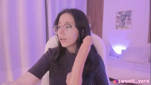 Image 8 of sweett_vera Stream on Chaturbate on 1 month ago