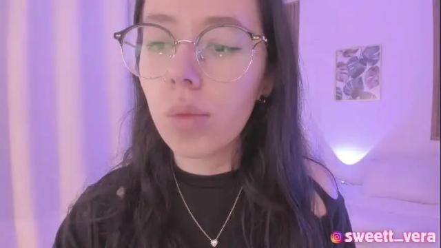 Image 8 of sweett_vera Stream on Chaturbate on 1 month ago