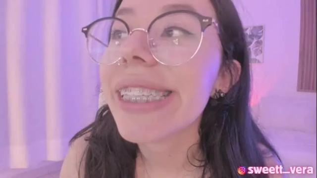 Image 7 of sweett_vera Stream on Chaturbate on 24 days ago