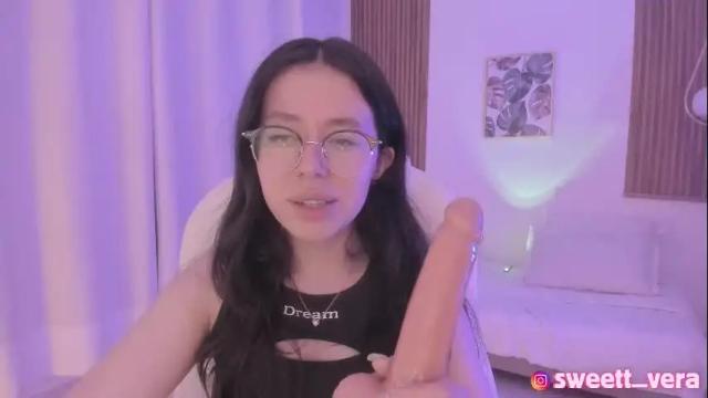 Image 10 of sweett_vera Stream on Chaturbate on 5 days ago