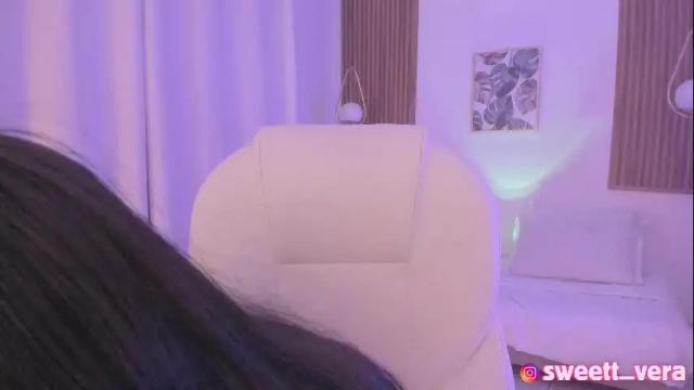 Image 7 of sweett_vera Stream on Chaturbate on 5 days ago