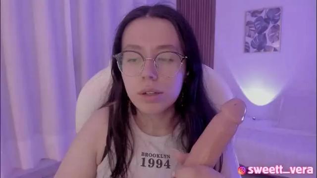 Image 7 of sweett_vera Stream on Chaturbate on 5 months ago