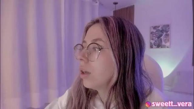 Image 7 of sweett_vera Stream on Chaturbate on 5 months ago