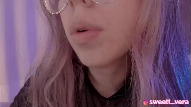 Image 3 of sweett_vera Stream on Chaturbate on 5 months ago