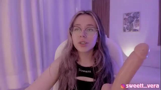 Image 6 of sweett_vera Stream on Chaturbate on 4 months ago