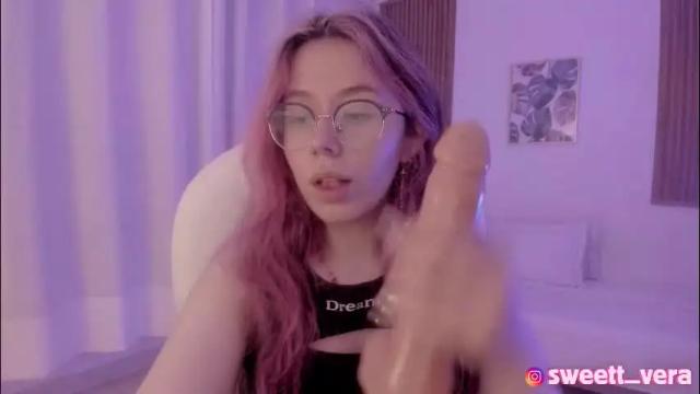 Image 3 of sweett_vera Stream on Chaturbate on 4 months ago