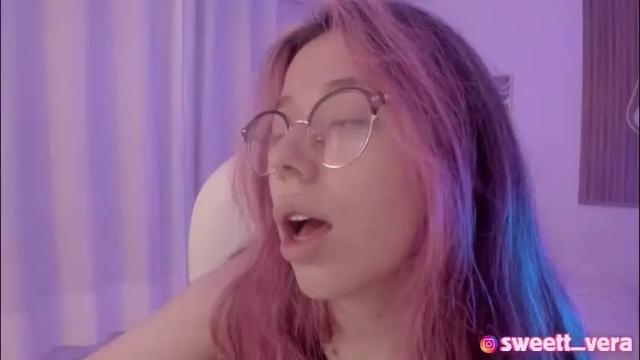 Image 7 of sweett_vera Stream on Chaturbate on 4 months ago
