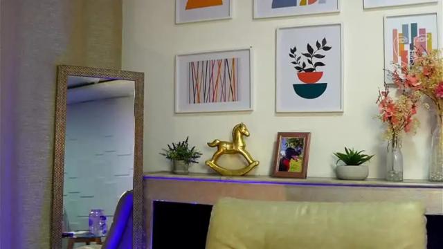 Image 8 of sweett_violet_ Stream on Chaturbate on 13 months ago