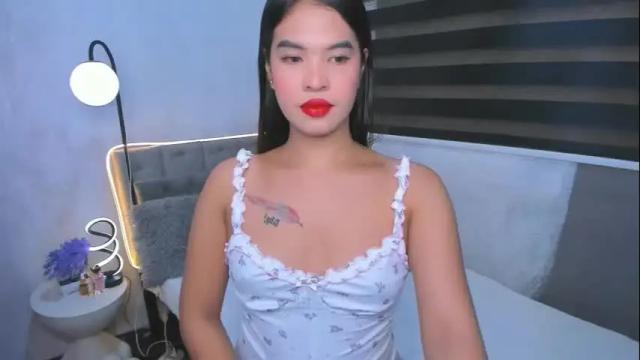 Image 2 of sweettightanna Stream on Chaturbate on 4 months ago