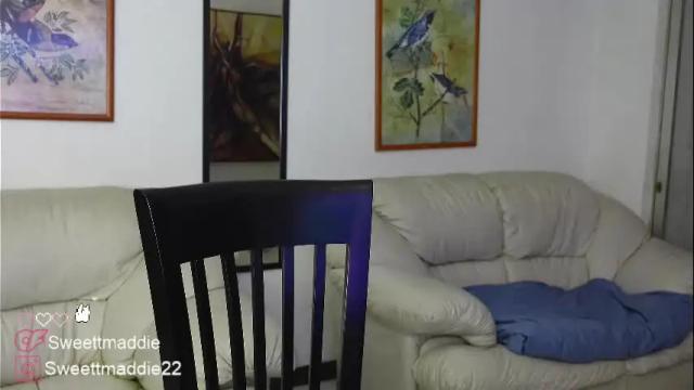 Image 6 of sweettmaddie Stream on Chaturbate on 2 months ago