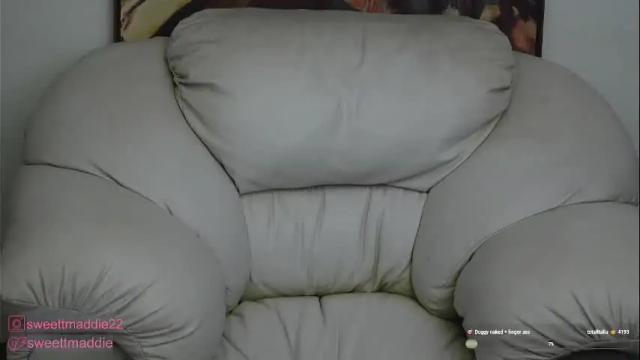 Image 10 of sweettmaddie Stream on Chaturbate on 1 month ago