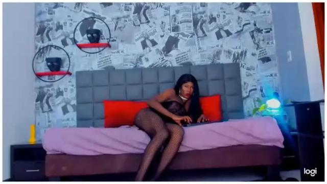 Image 3 of sweetts_skailer Stream on Chaturbate on 13 months ago