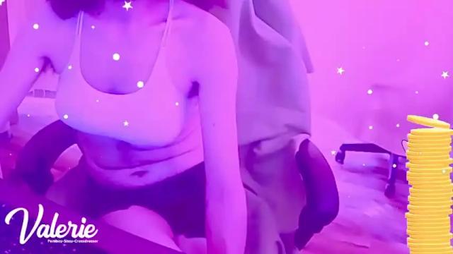 Image 2 of sweetvalerietinybig Stream on Chaturbate on 18 months ago
