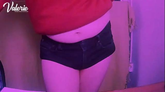 Image 2 of sweetvalerietinybig Stream on Chaturbate on 1 month ago