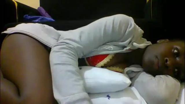 Image 4 of sweetvallerie Stream on Chaturbate on 5 days ago