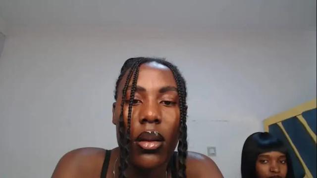 Image 3 of sweetwendy_ Stream on Chaturbate on 17 days ago