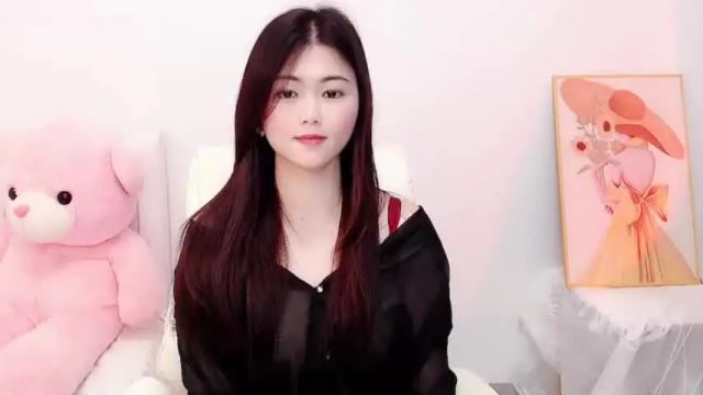 Image 3 of sweetxixi1 Stream on Chaturbate on 16 months ago