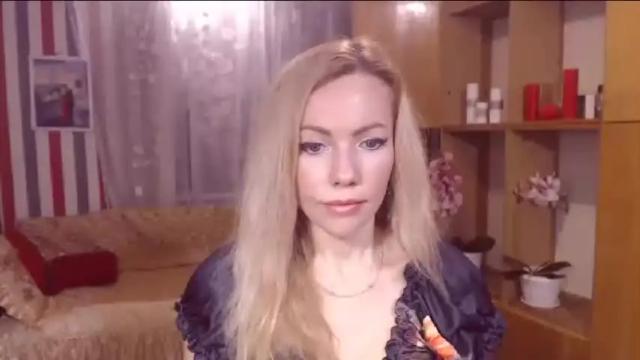 Image 2 of sweety_friend Stream on Chaturbate on 15 months ago