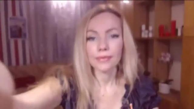 Image 6 of sweety_friend Stream on Chaturbate on 15 months ago
