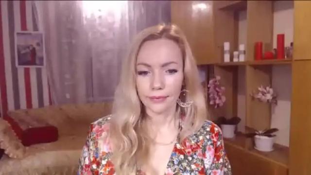 Image 10 of sweety_friend Stream on Chaturbate on 14 months ago