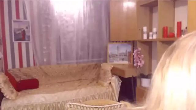 Image 11 of sweety_friend Stream on Chaturbate on 14 months ago