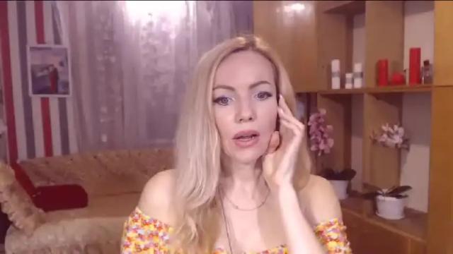 Image 10 of sweety_friend Stream on Chaturbate on 14 months ago