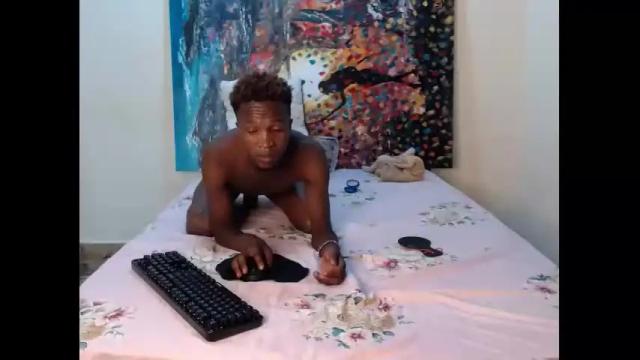 Image 4 of sweety_juliet01 Stream on Chaturbate on 21 months ago