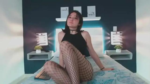 Image 7 of sweety_zoey Stream on Chaturbate on 24 months ago